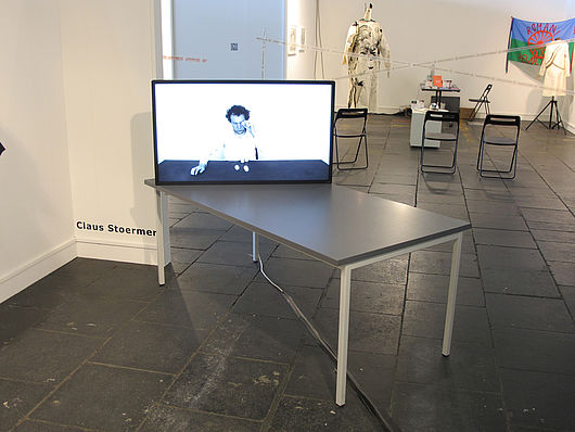 Claus Stoermer, »PingPong«, Video, 2011, Foto: Paolo Bianchi. 