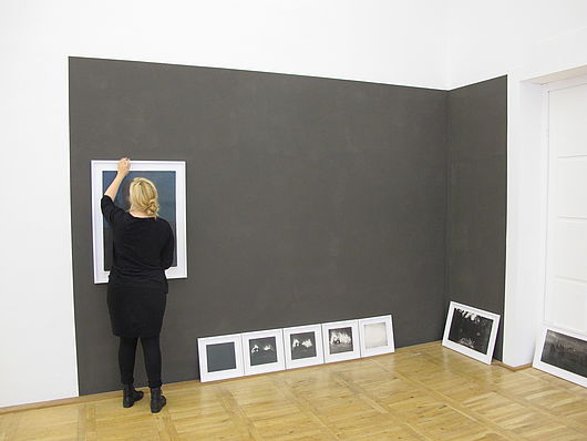 Aufbau der Ausstellung "Diplome der Kunst", Foto: Paolo Bianchi