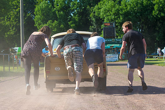 Beim beliebten "Trabischieben". Foto: Jessen Mordhorst